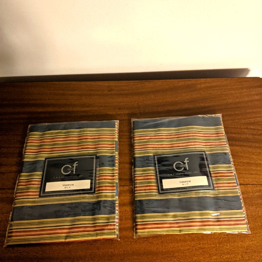2 NEW C & F Enterprises Inc Valances.